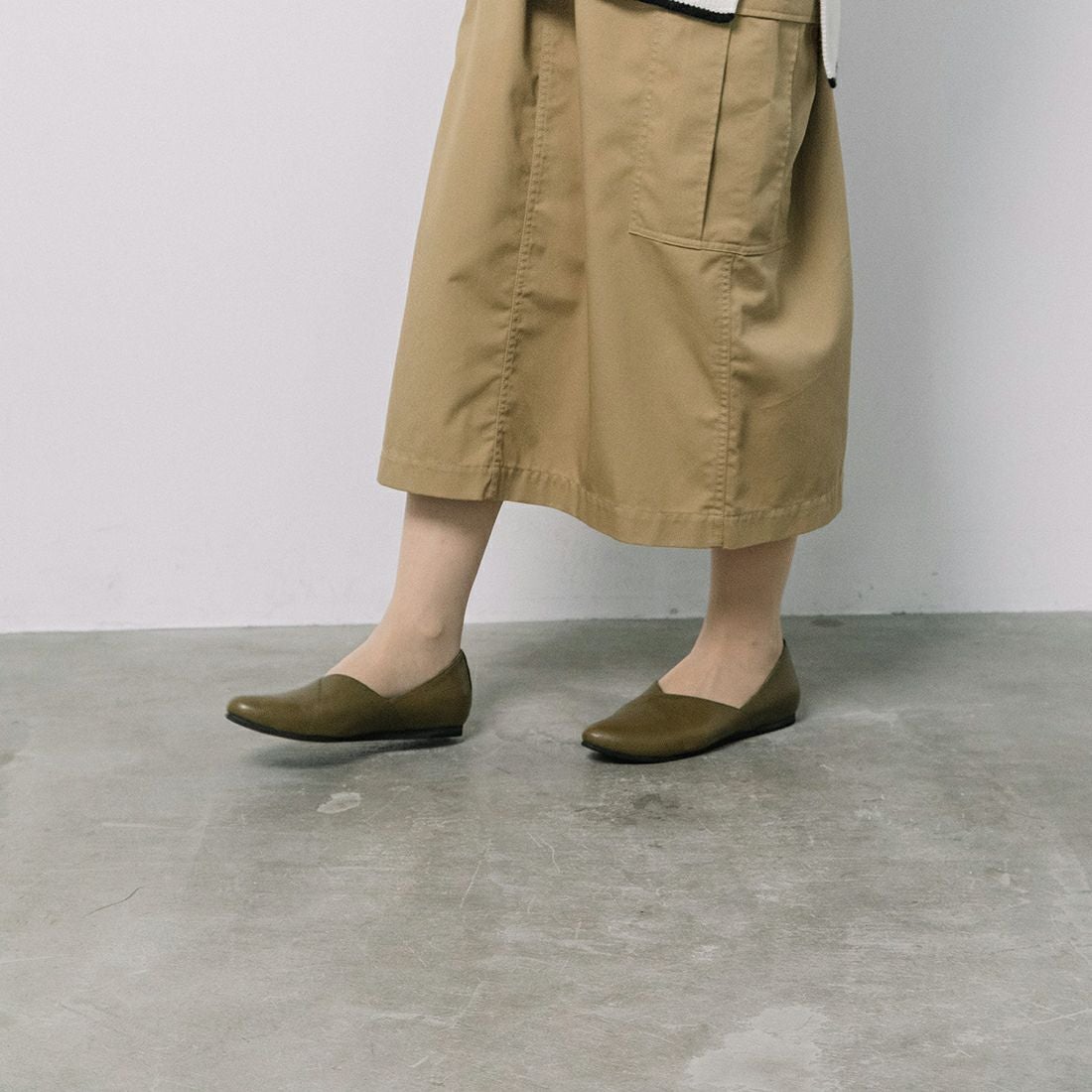 yuko imanishi+ Vカットデザインフラットシューズ IBUKI|銀座