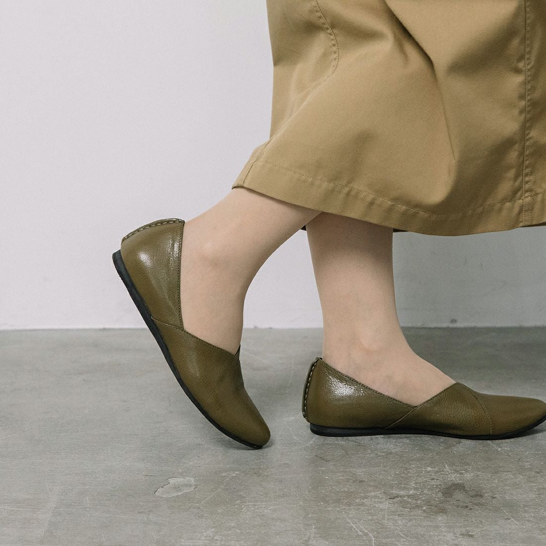 yuko imanishi+ Vカットデザインフラットシューズ IBUKI|銀座