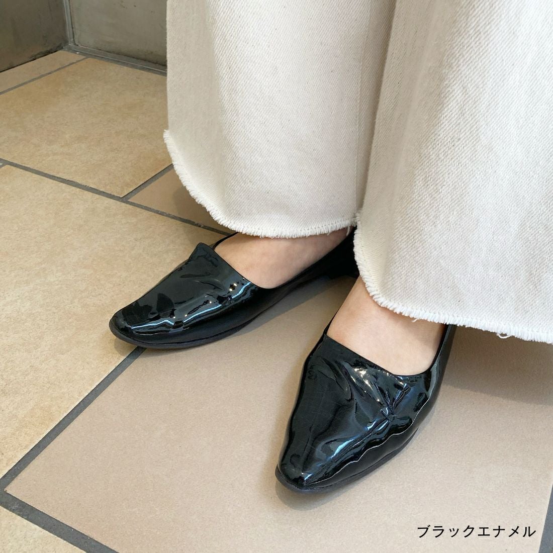 WASH [人気商品] きれい見えフラットシューズ/エナメル|銀座ワシントン