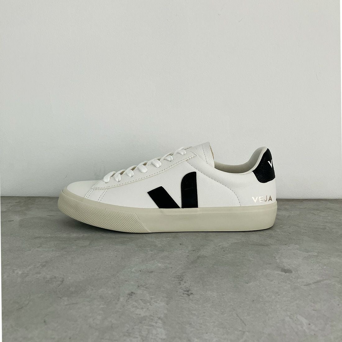 VEJA レザースニーカー|銀座ワシントン 公式サイト