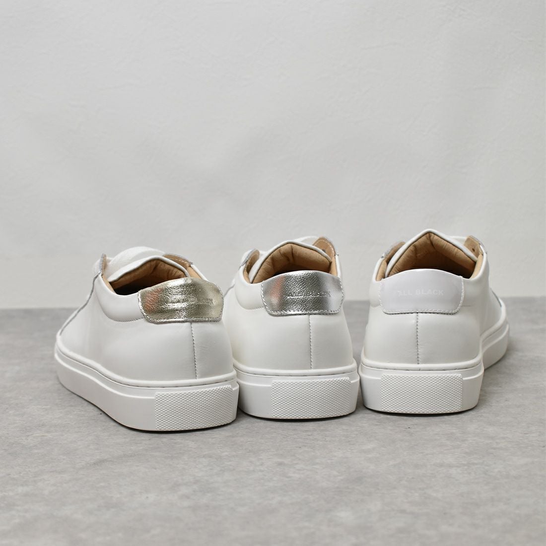 ALL BLACK レザースニーカー|銀座ワシントン 公式サイト