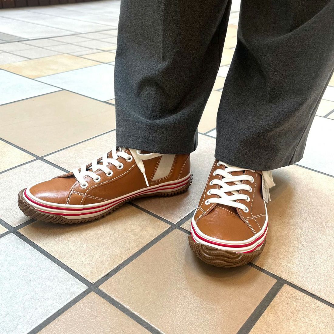 SPINGLE 国産サイドゴアレザースニーカー LIGHT BROWN|銀座ワシントン