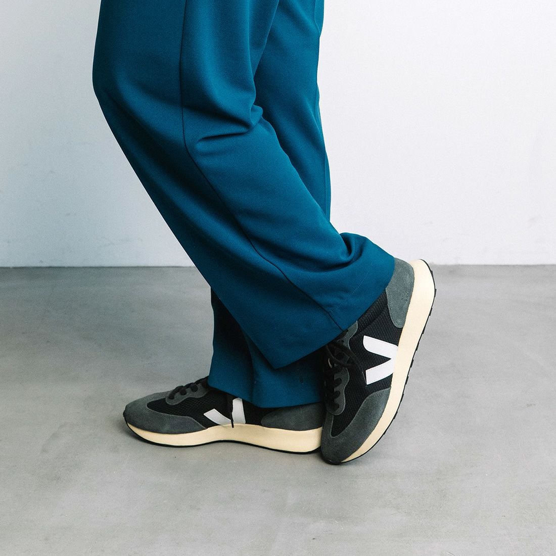 VEJA メッシュスエードスニーカー|銀座ワシントン 公式サイト