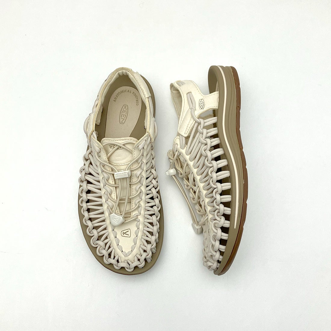 KEEN UNEEK レディスサイズサンダル|銀座ワシントン 公式サイト