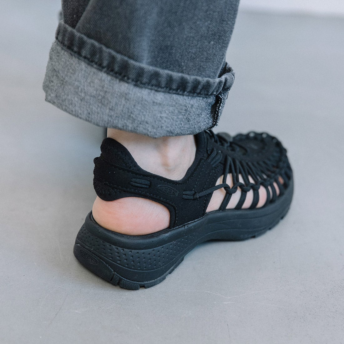 KEEN ユニークアストリアサンダル|銀座ワシントン 公式サイト