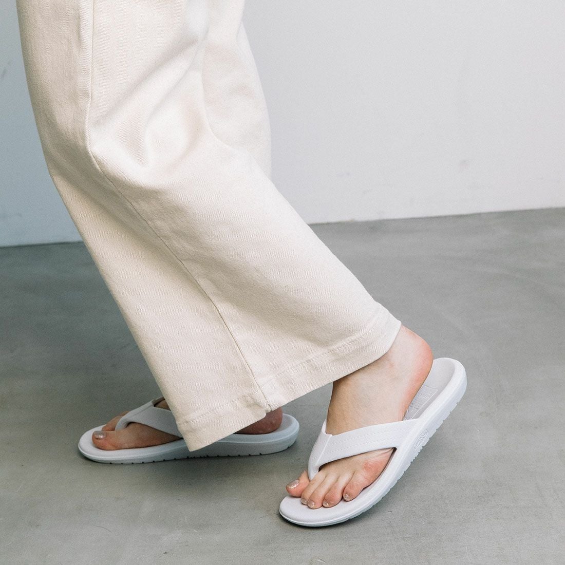  SLIPPER ハワイ　ホワイト　レザー　サンダル　US6 24㎝ ISLAND SLIPPER EVAサンダル|銀座ワシントン 公式サイト